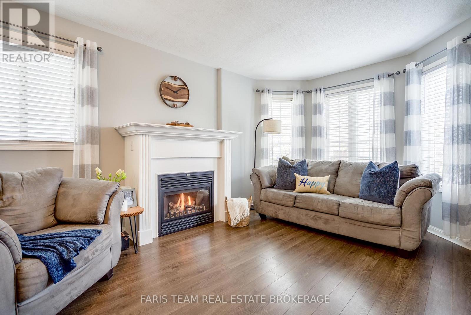 28 Stonemount Crescent, Essa (Angus), Ontario  L0M 1B4 - Photo 13 - N13115030