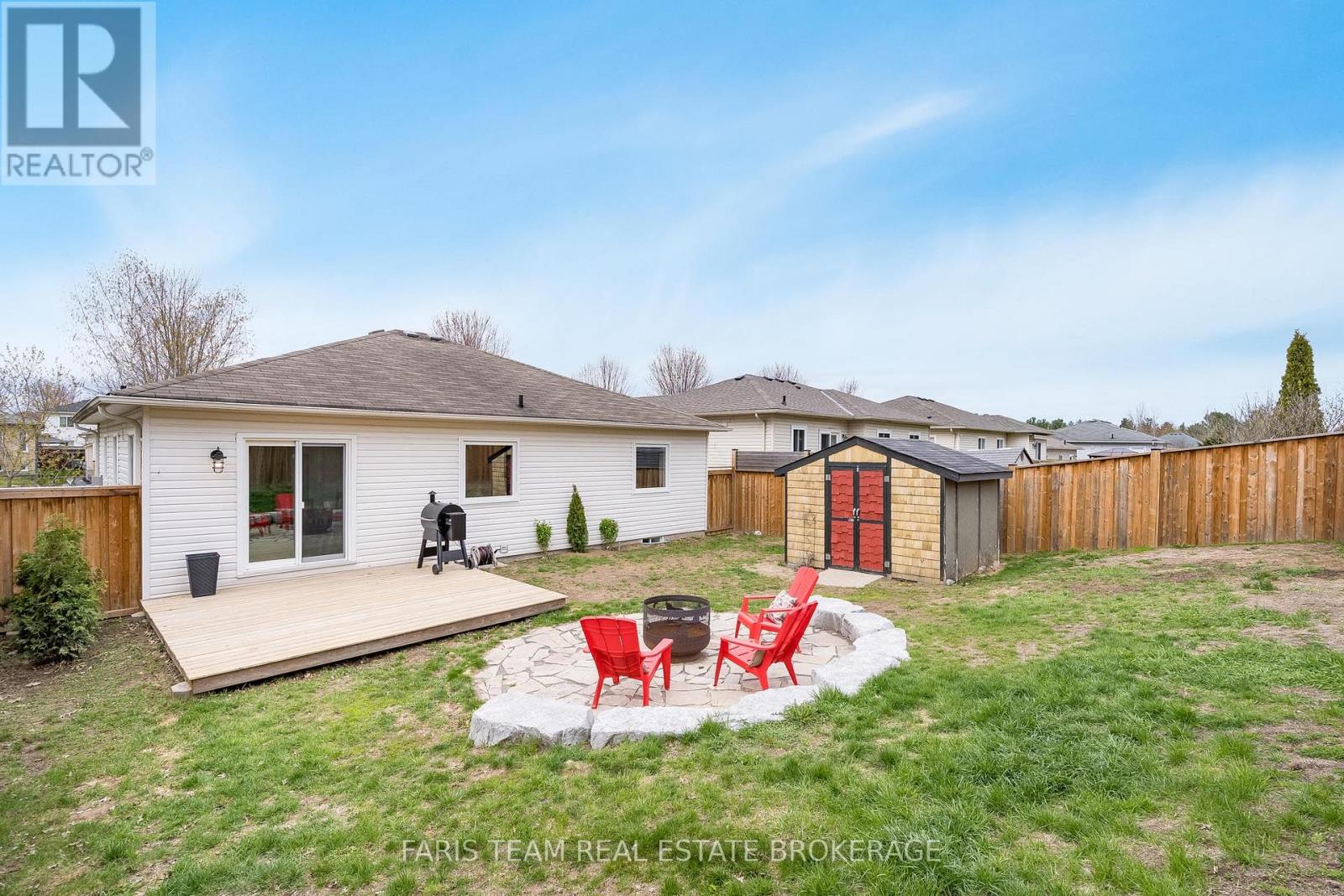 28 Stonemount Crescent, Essa (Angus), Ontario  L0M 1B4 - Photo 33 - N13115030