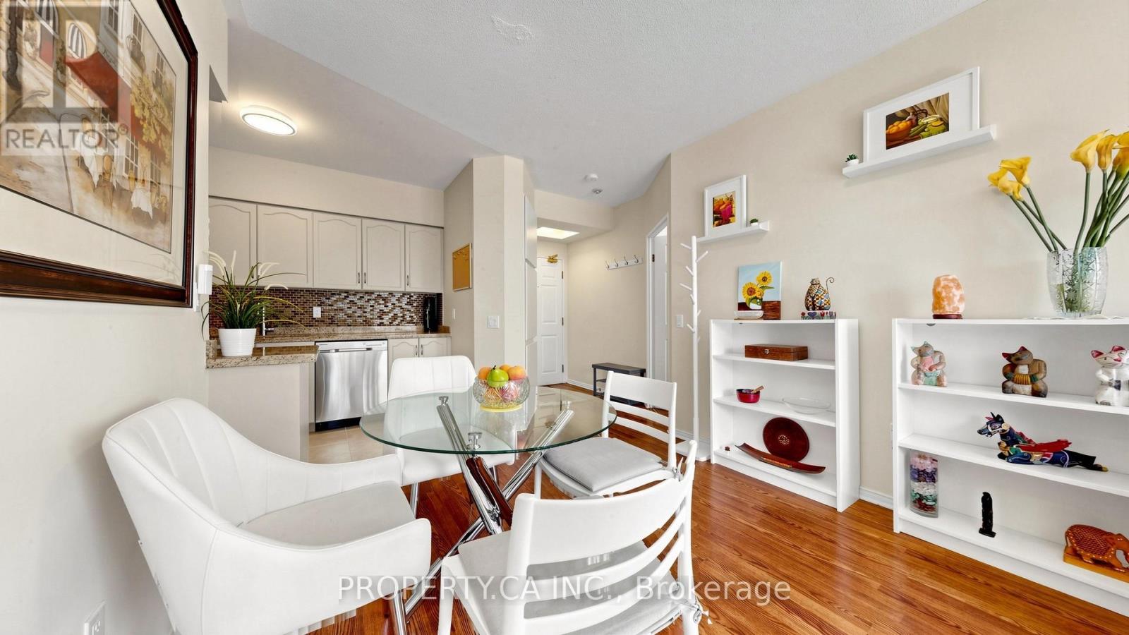 107 - 7398 Yonge Street, Vaughan, Ontario  L4J 8J2 - Photo 11 - N13115148