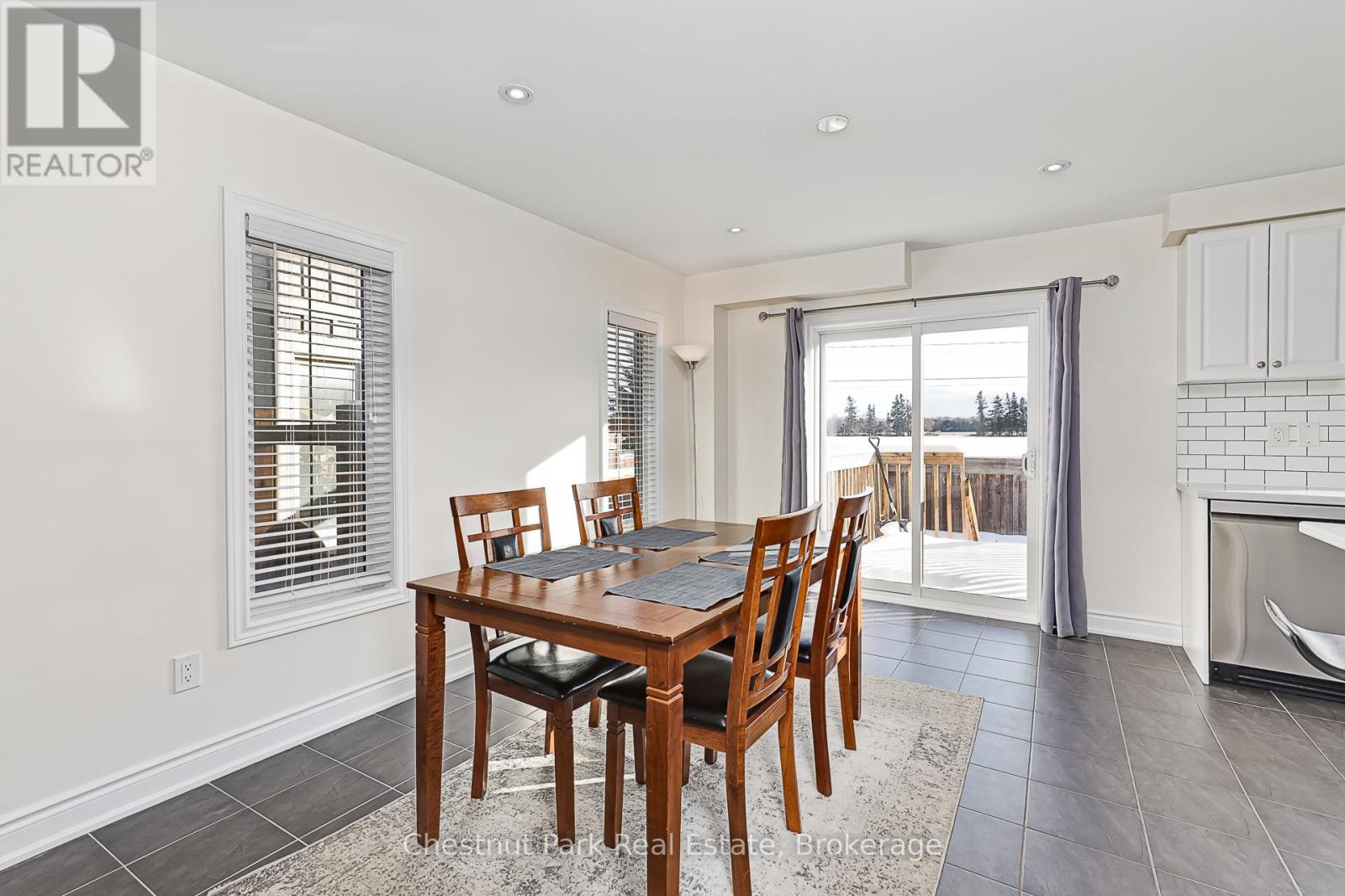 34 Robertson Street, Collingwood, Ontario  L9Y 0X1 - Photo 12 - S12636056