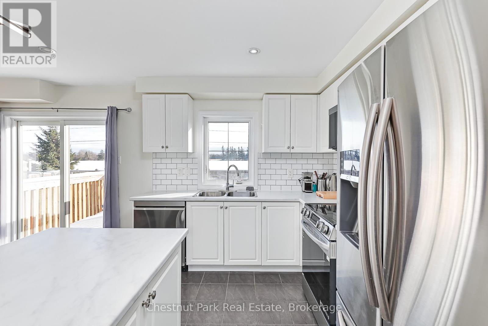 34 Robertson Street, Collingwood, Ontario  L9Y 0X1 - Photo 18 - S12636056