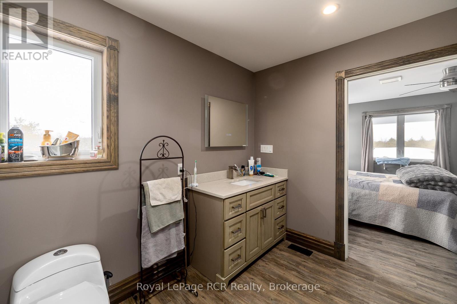 109 Highland Drive, West Grey, Ontario N0C 1H0 - Photo 19 - X12862858