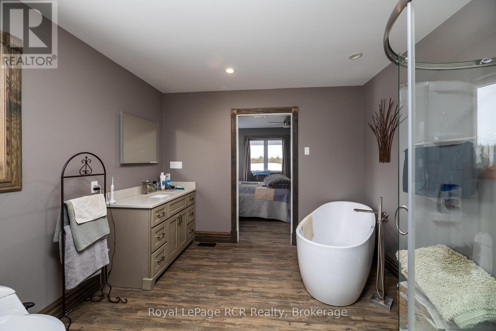 109 Highland Drive, West Grey, Ontario N0C 1H0 - Photo 20 - X12862858