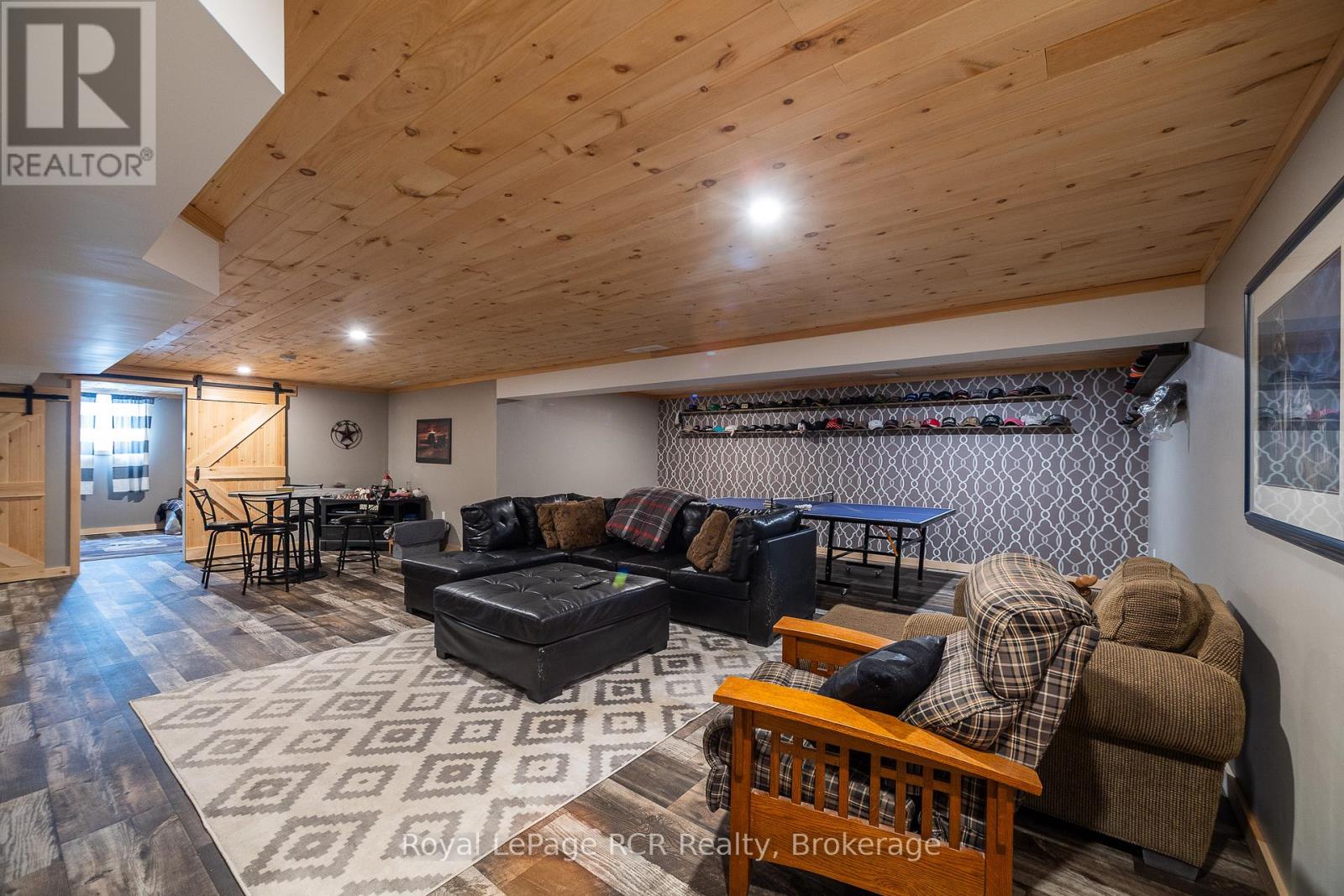 109 Highland Drive, West Grey, Ontario N0C 1H0 - Photo 25 - X12862858