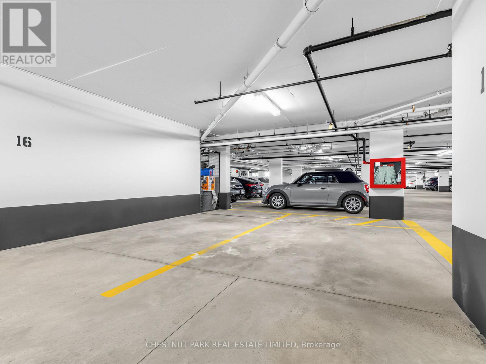202 - 2545 Bloor Street W, Toronto, Ontario  M6S 1S1 - Photo 31 - W13115064