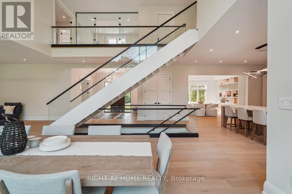 1260 Braeside Drive, Oakville, Ontario  L6J 2A4 - Photo 9 - W13115110