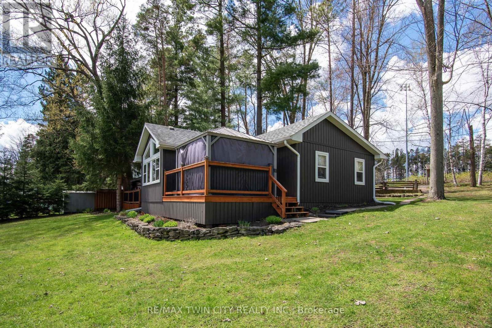 516 Fifth Street N, Centre Wellington, Ontario  N0B 1J0 - Photo 11 - X13114974