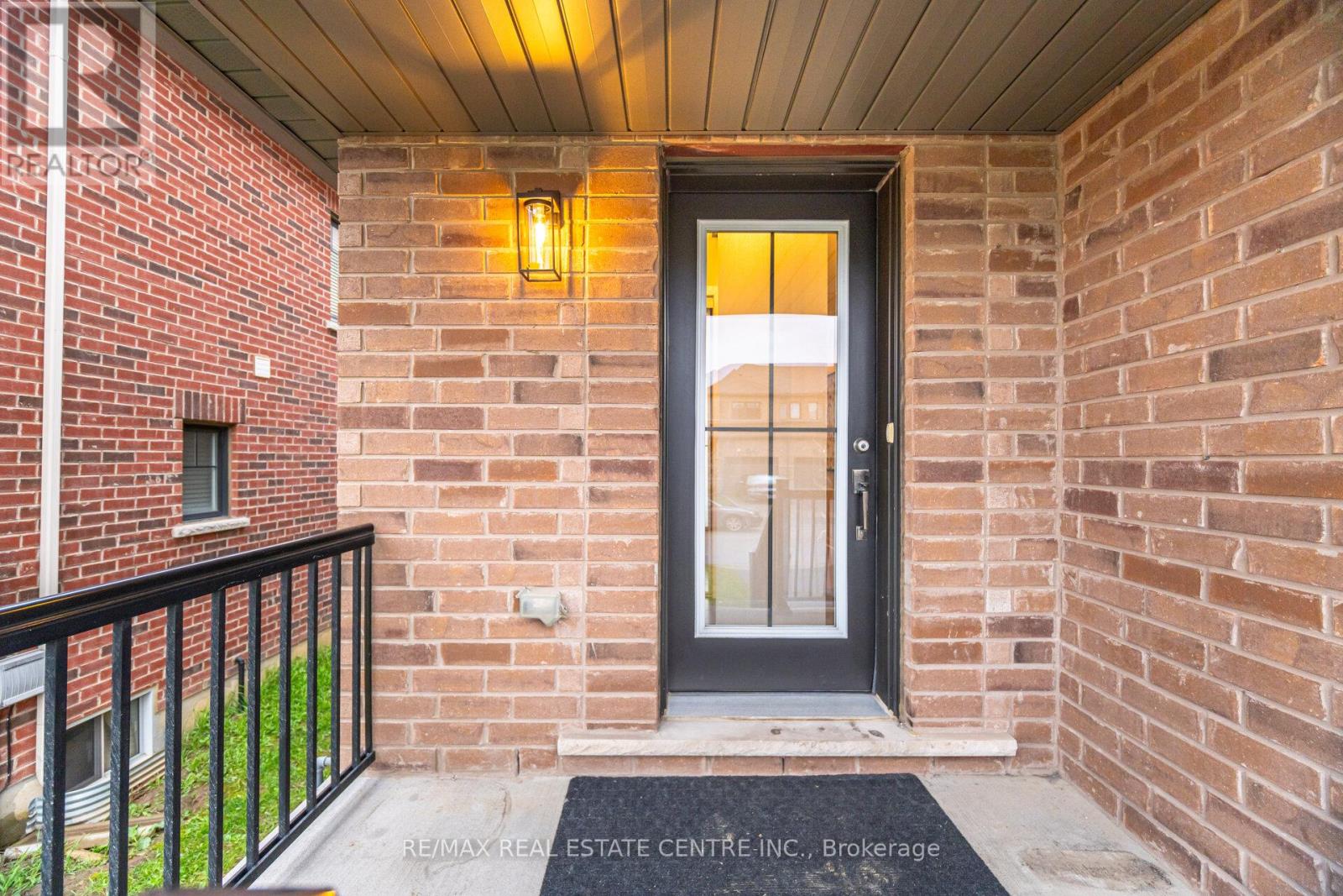 40 Sherway Street, Hamilton, Ontario  L8J 0J3 - Photo 4 - X13115078