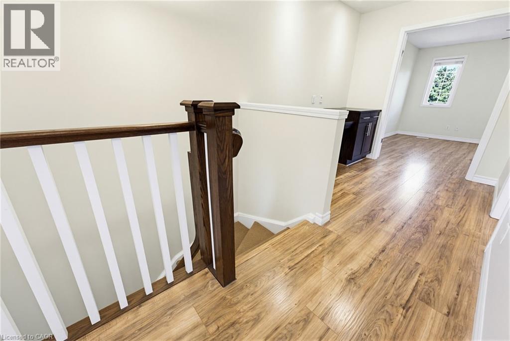 506 Beaumont Crescent, Kitchener, Ontario  N2A 0A8 - Photo 11 - 40826678