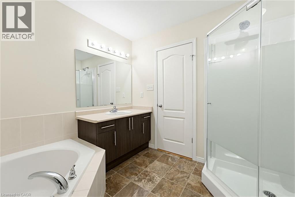 506 Beaumont Crescent, Kitchener, Ontario  N2A 0A8 - Photo 14 - 40826678