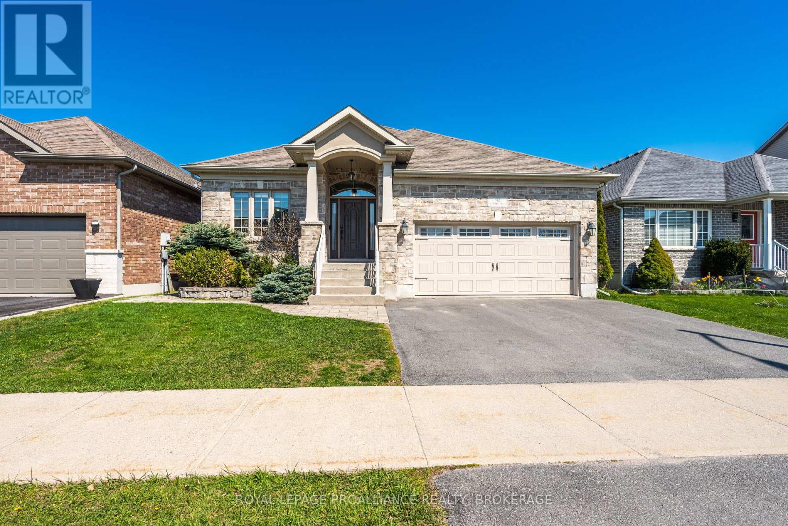 812 AUGUSTA DRIVE, Kingston, Ontario