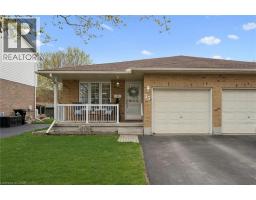 33 KINGFISHER Drive, Elmira, Ontario