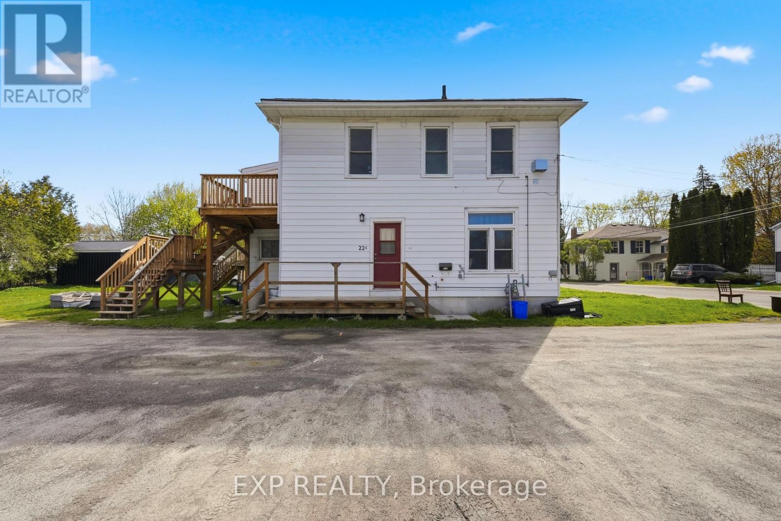 20-22 Charlotte Street, Belleville, Ontario  K8P 1E2 - Photo 3 - X13115282