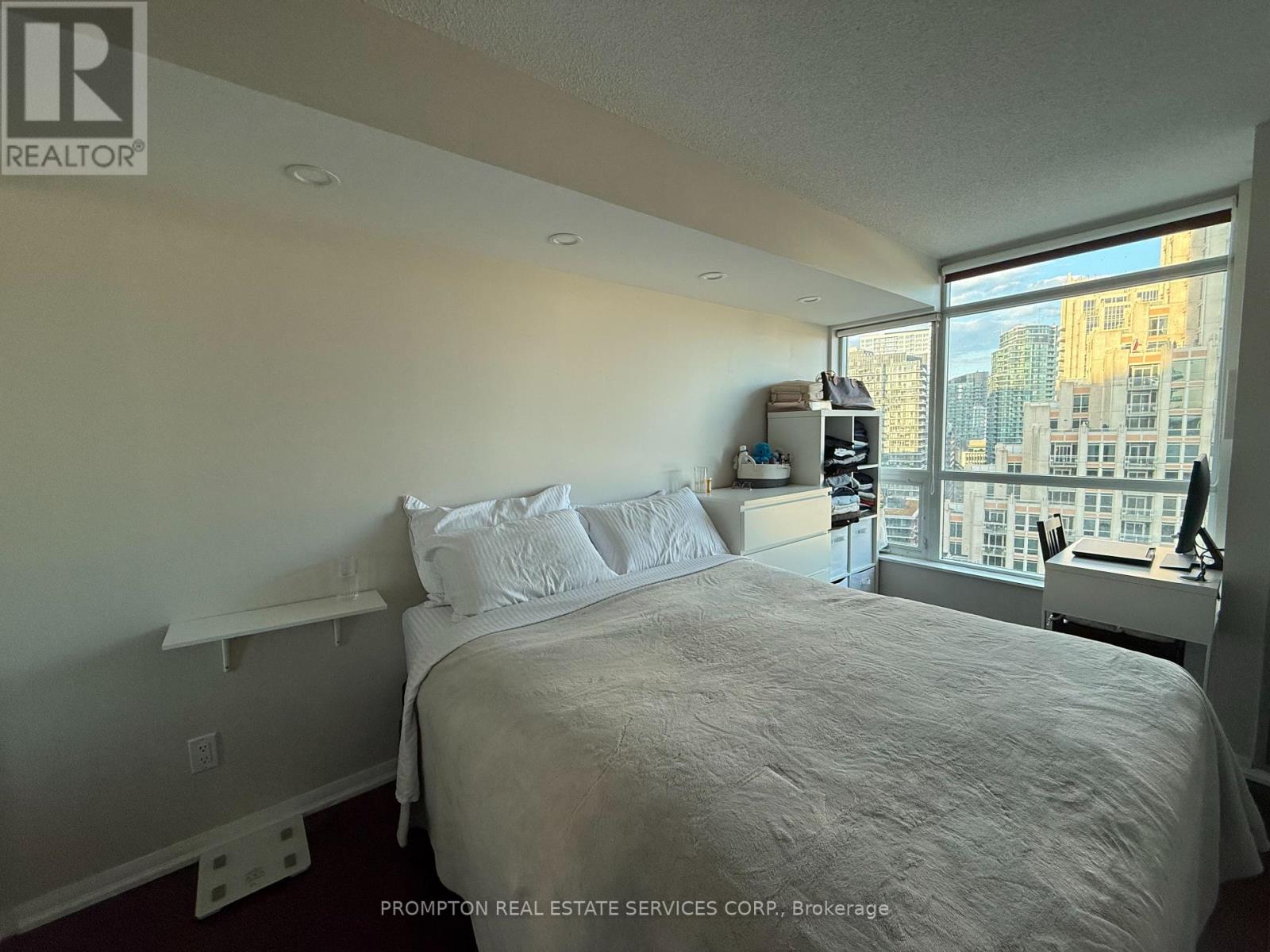 1801 - 215 Fort York Boulevard, Toronto, Ontario  M5V 4A2 - Photo 7 - C13115176