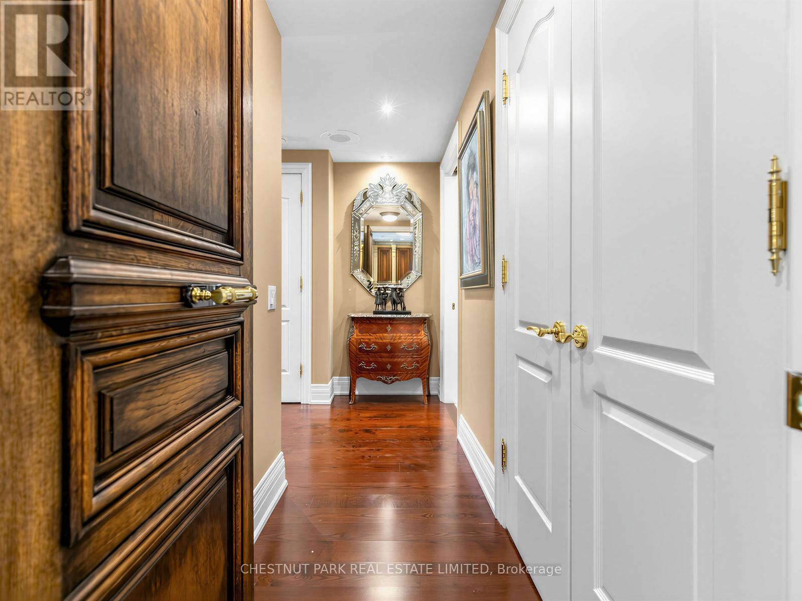 705 - 33 Delisle Avenue, Toronto, Ontario  M4V 3C7 - Photo 19 - C13115198