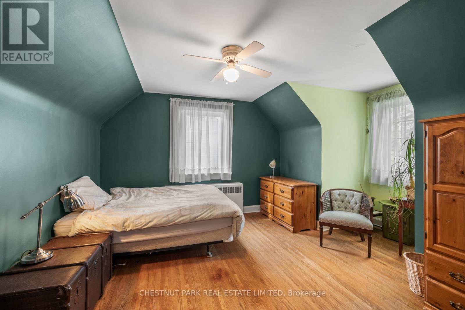 26 Roberta Drive, Toronto, Ontario  M6A 2J5 - Photo 21 - C13115248