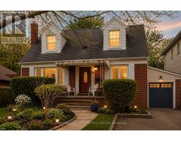 26 ROBERTA DRIVE, Toronto, Ontario
