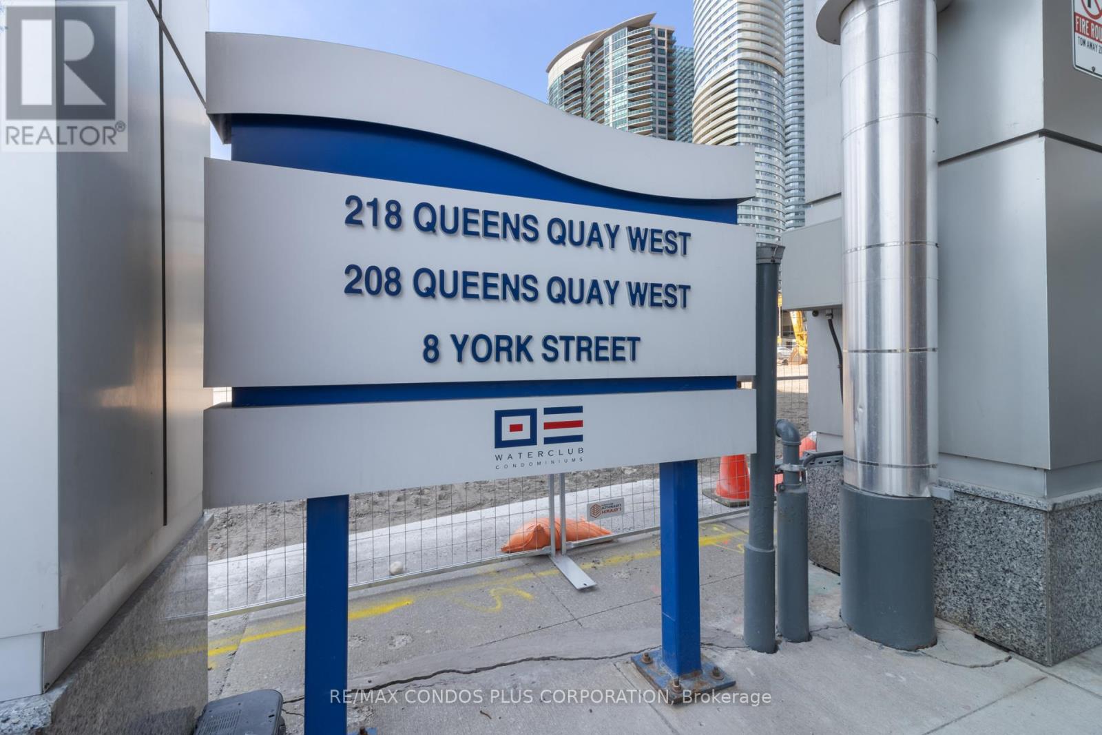 2611 - 218 Queens Quay W, Toronto, Ontario  M5J 2Y6 - Photo 4 - C13115274