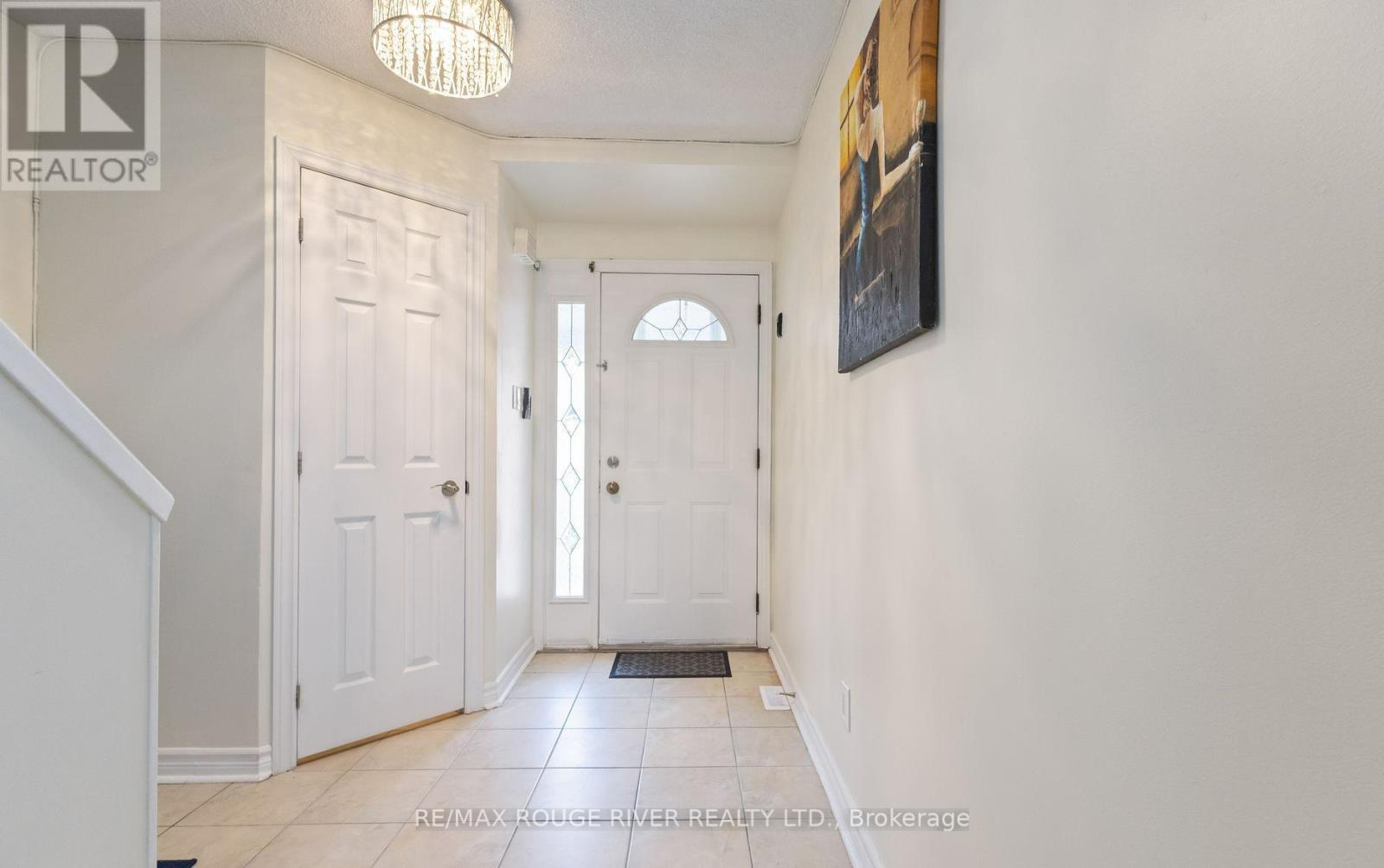 77 Lowry Square, Toronto, Ontario  M1B 1N7 - Photo 4 - E13115160
