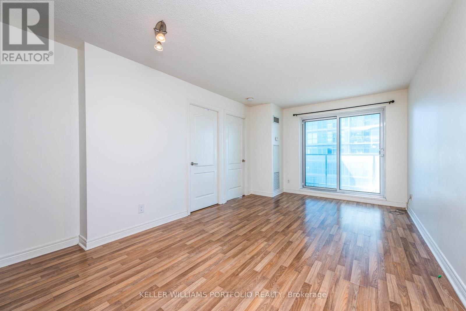 806 - 70 Town Centre Court, Toronto, Ontario  M1P 0B2 - Photo 14 - E13115216