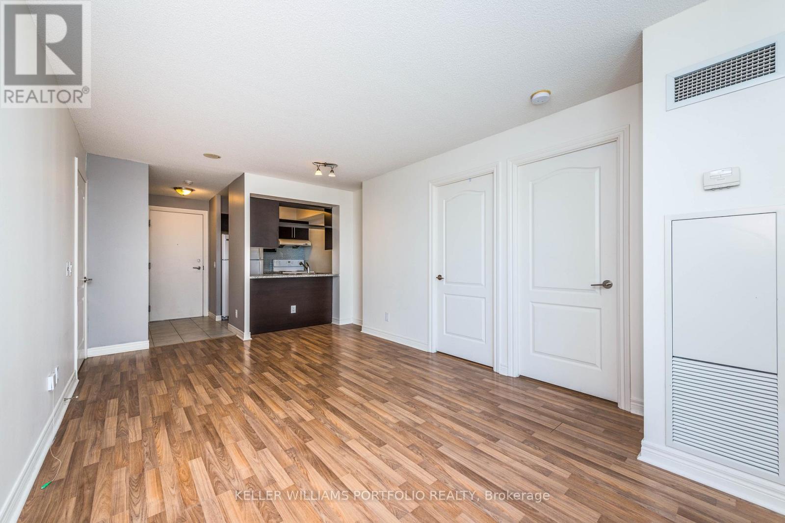 806 - 70 Town Centre Court, Toronto, Ontario  M1P 0B2 - Photo 15 - E13115216