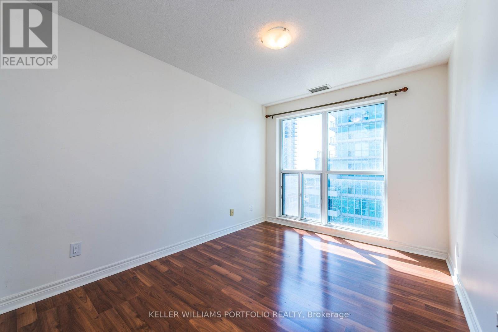 806 - 70 Town Centre Court, Toronto, Ontario  M1P 0B2 - Photo 22 - E13115216