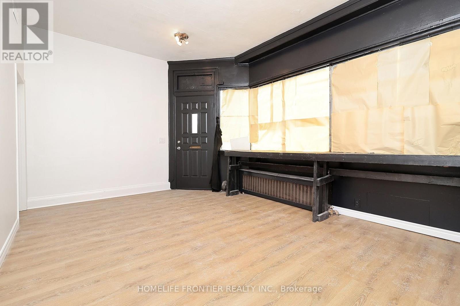 2354 Danforth Avenue, Toronto, Ontario  M4C 1K7 - Photo 3 - E13115236