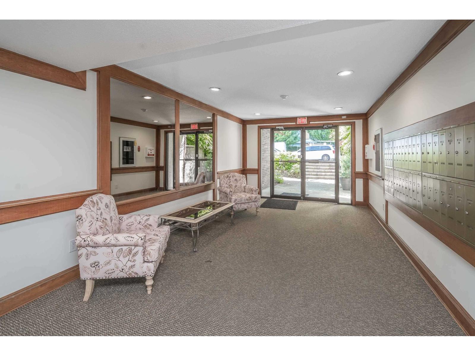 105 1520 Vidal Street, White Rock, British Columbia  V4B 3T7 - Photo 6 - R3120509