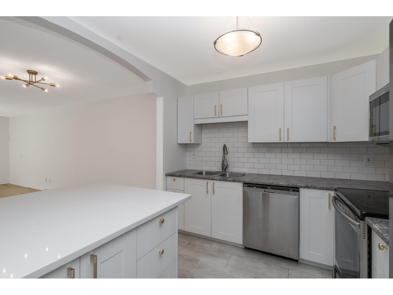 105 1520 Vidal Street, White Rock, British Columbia  V4B 3T7 - Photo 10 - R3120509