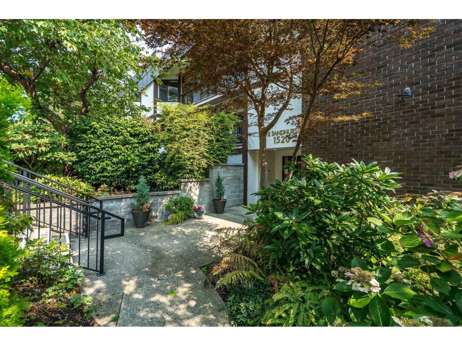 105 1520 Vidal Street, White Rock, British Columbia  V4B 3T7 - Photo 4 - R3120509