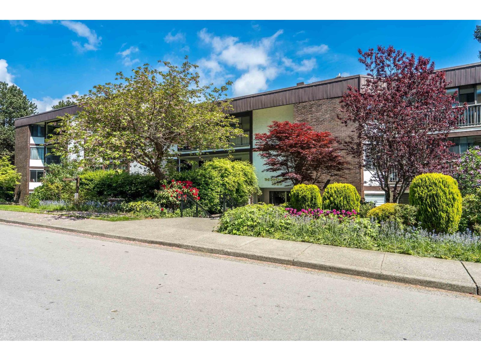 105 1520 Vidal Street, White Rock, British Columbia  V4B 3T7 - Photo 3 - R3120509