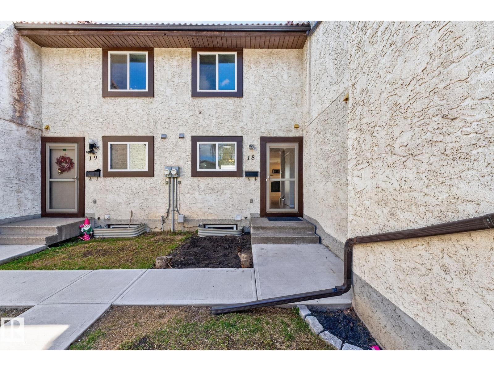#18 17409 95 ST NW, edmonton, Alberta