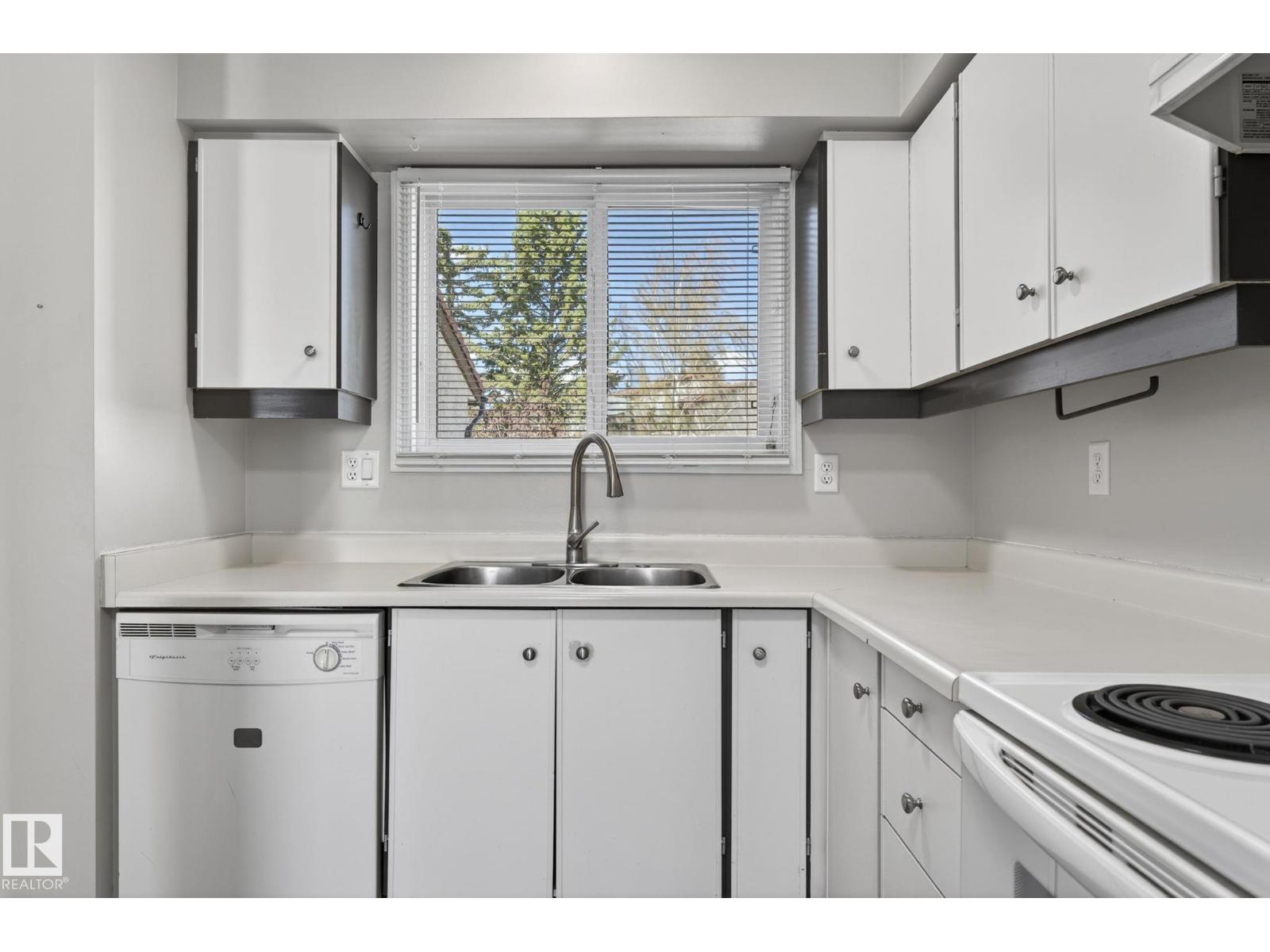 #18 17409 95 St Nw, Edmonton, Alberta  T5Z 2B1 - Photo 12 - E4487111