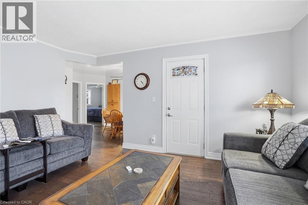 44 Lake Avenue N, Hamilton, Ontario  L8E 1L3 - Photo 5 - 40824730