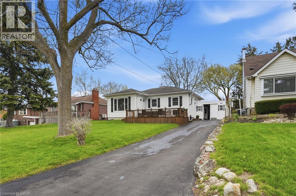 44 Lake Avenue N, Hamilton, Ontario  L8E 1L3 - Photo 3 - 40824730