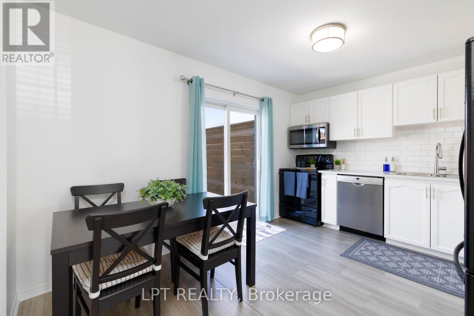 25 Hattie Court, Georgina, Ontario  L4P 3Z7 - Photo 12 - N13115190