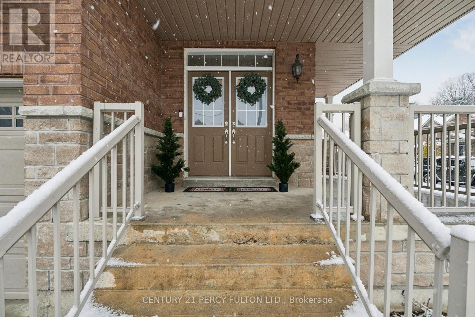 2 Prosser Crescent, Georgina, Ontario  L0E 1R0 - Photo 3 - N13115238
