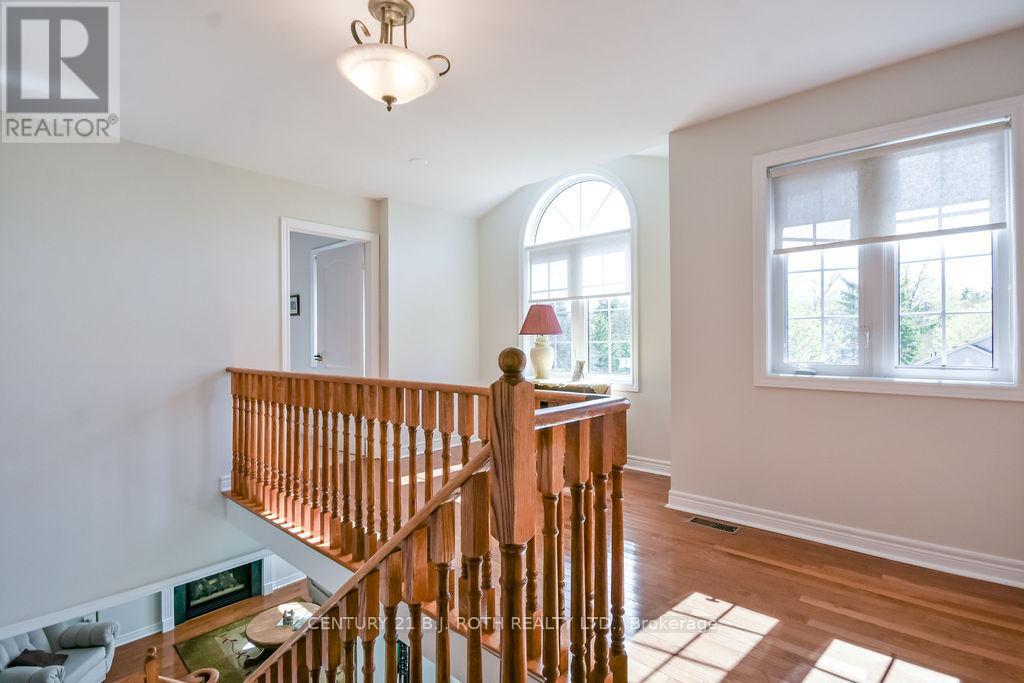 112 Crimson Ridge Road, Barrie (Bayshore), Ontario  L4N 0G9 - Photo 17 - S13115304