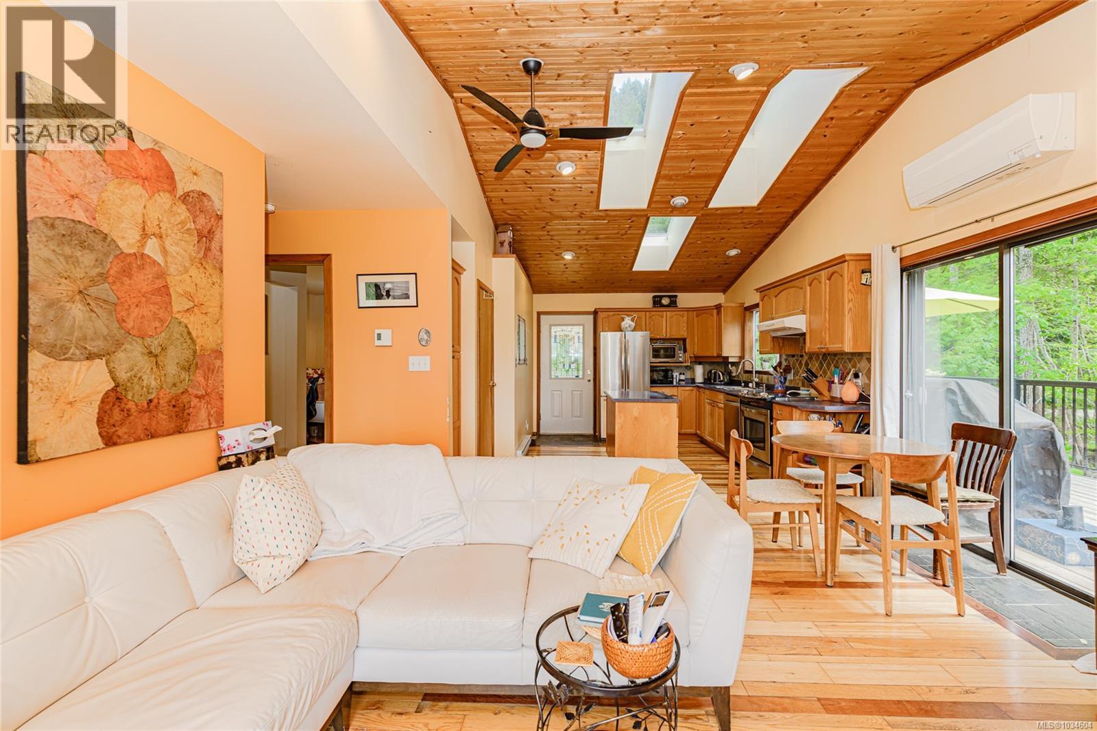 262 North View Pl, Salt Spring, British Columbia  V8K 1A9 - Photo 14 - 1034604