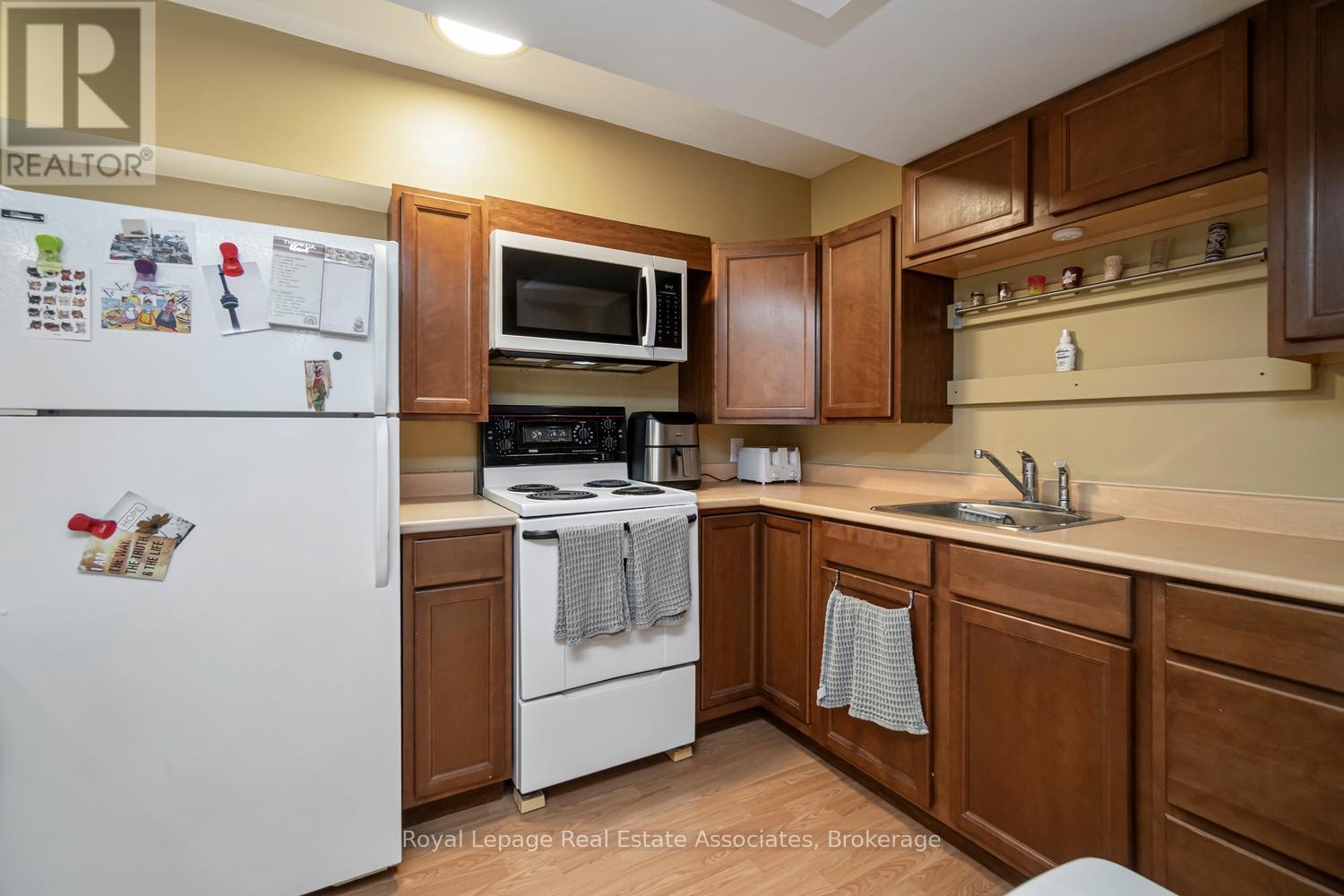 3 - 199 Hillcrest Avenue, Mississauga, Ontario  L5B 4L5 - Photo 39 - W13115172