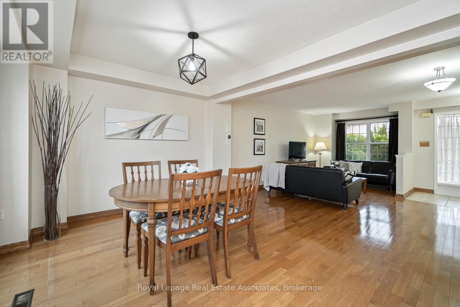 3 - 199 Hillcrest Avenue, Mississauga, Ontario  L5B 4L5 - Photo 9 - W13115172