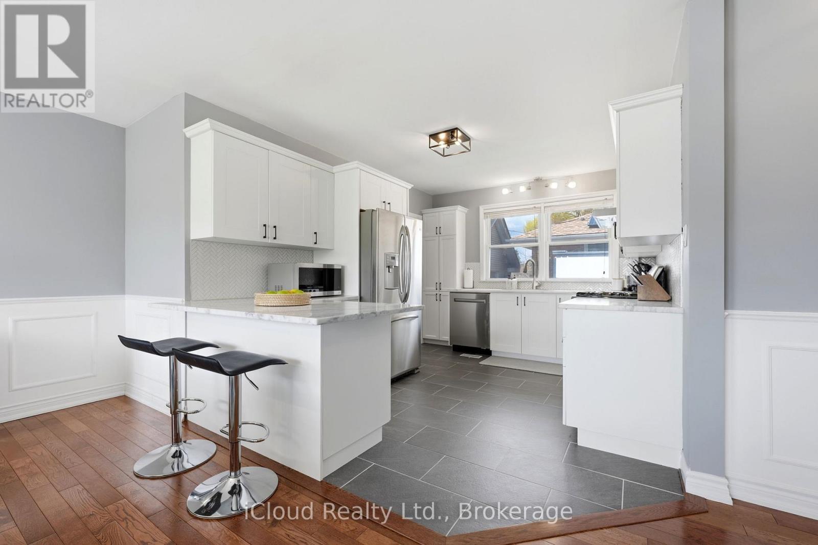 146 Wynford Place, Halton Hills, Ontario  L7J 2L5 - Photo 14 - W13115222