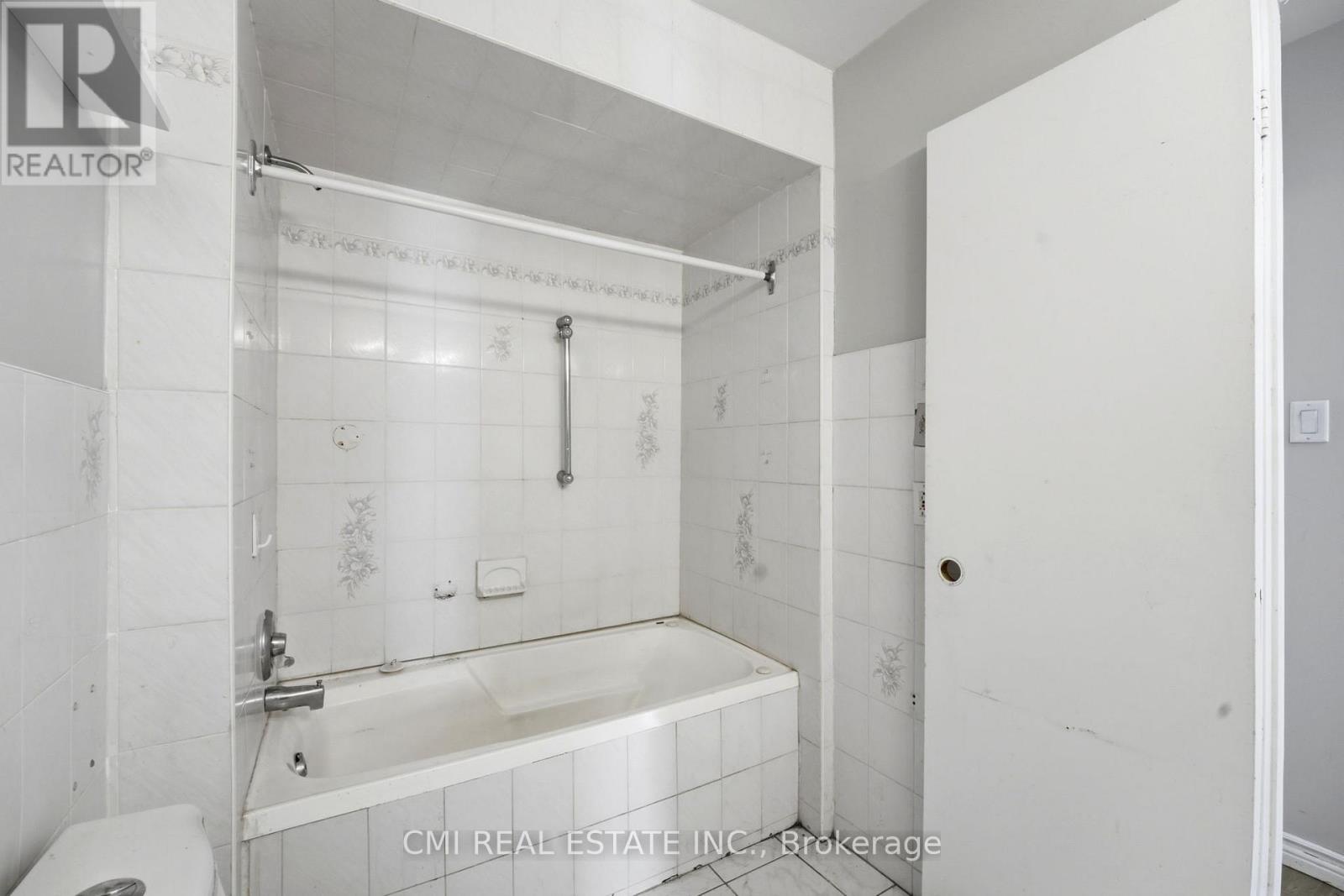 418 Ginger Downs, Mississauga, Ontario  L5A 3A7 - Photo 25 - W13115286