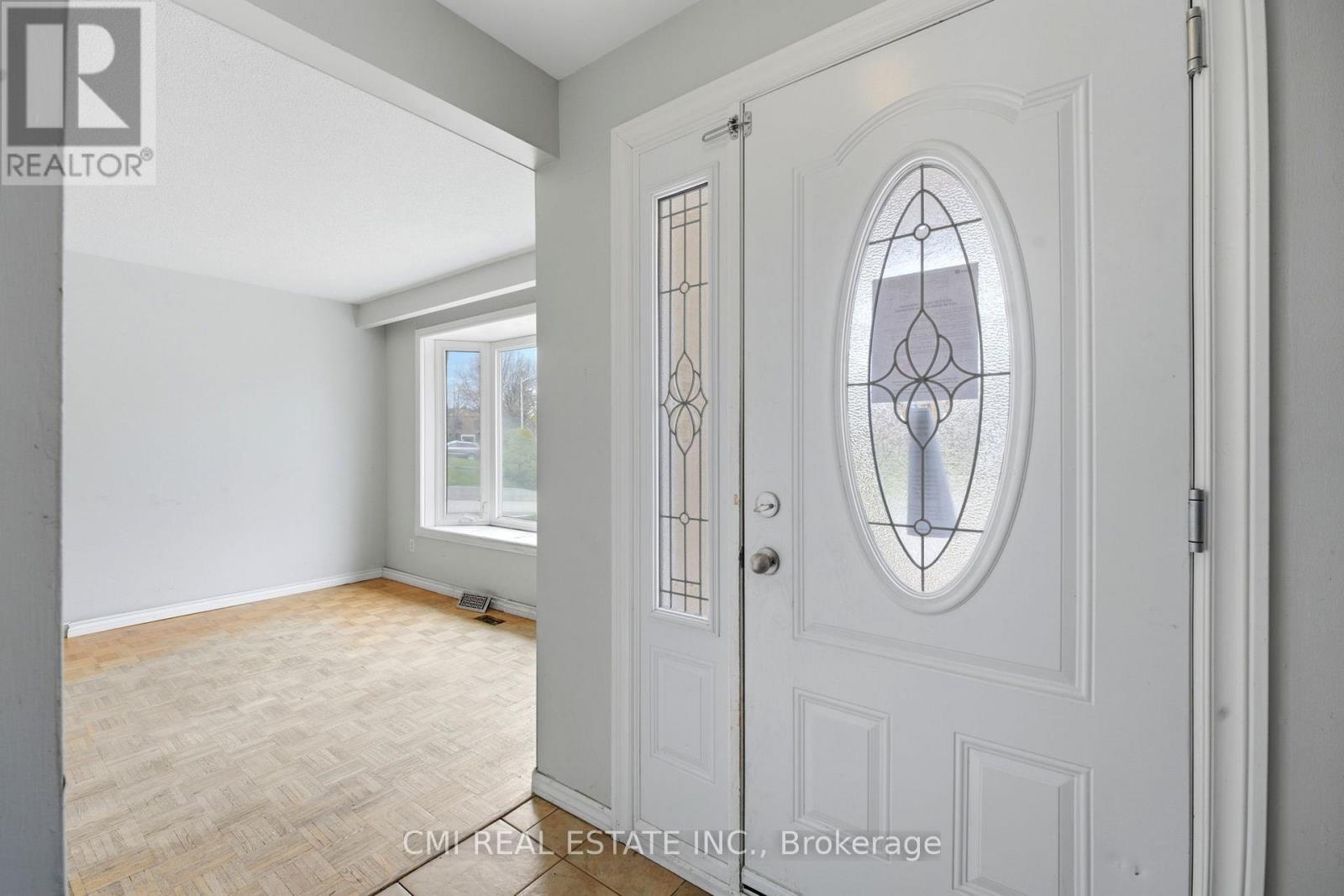 418 Ginger Downs, Mississauga, Ontario  L5A 3A7 - Photo 6 - W13115286