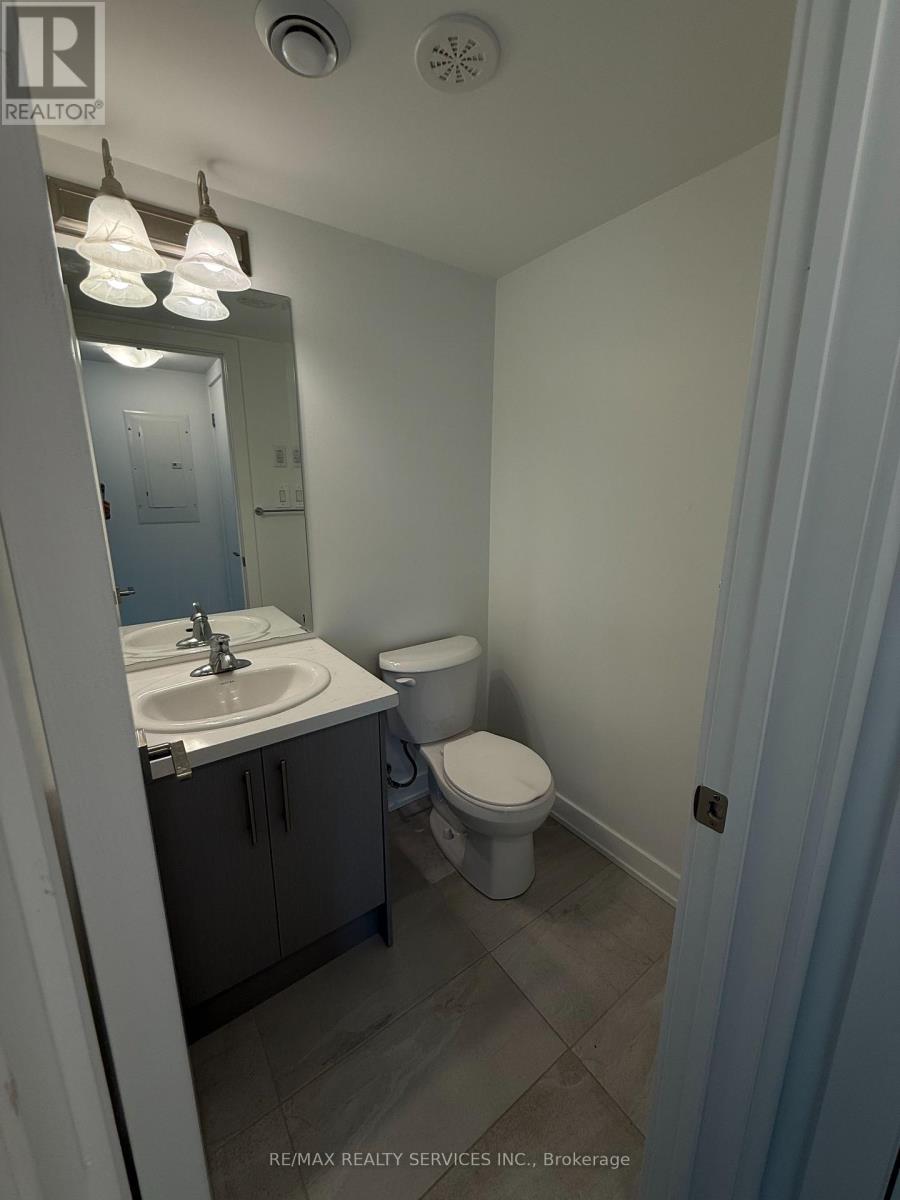 5 Romilly Avenue, Brampton, Ontario  L7A 5L8 - Photo 9 - W13115300
