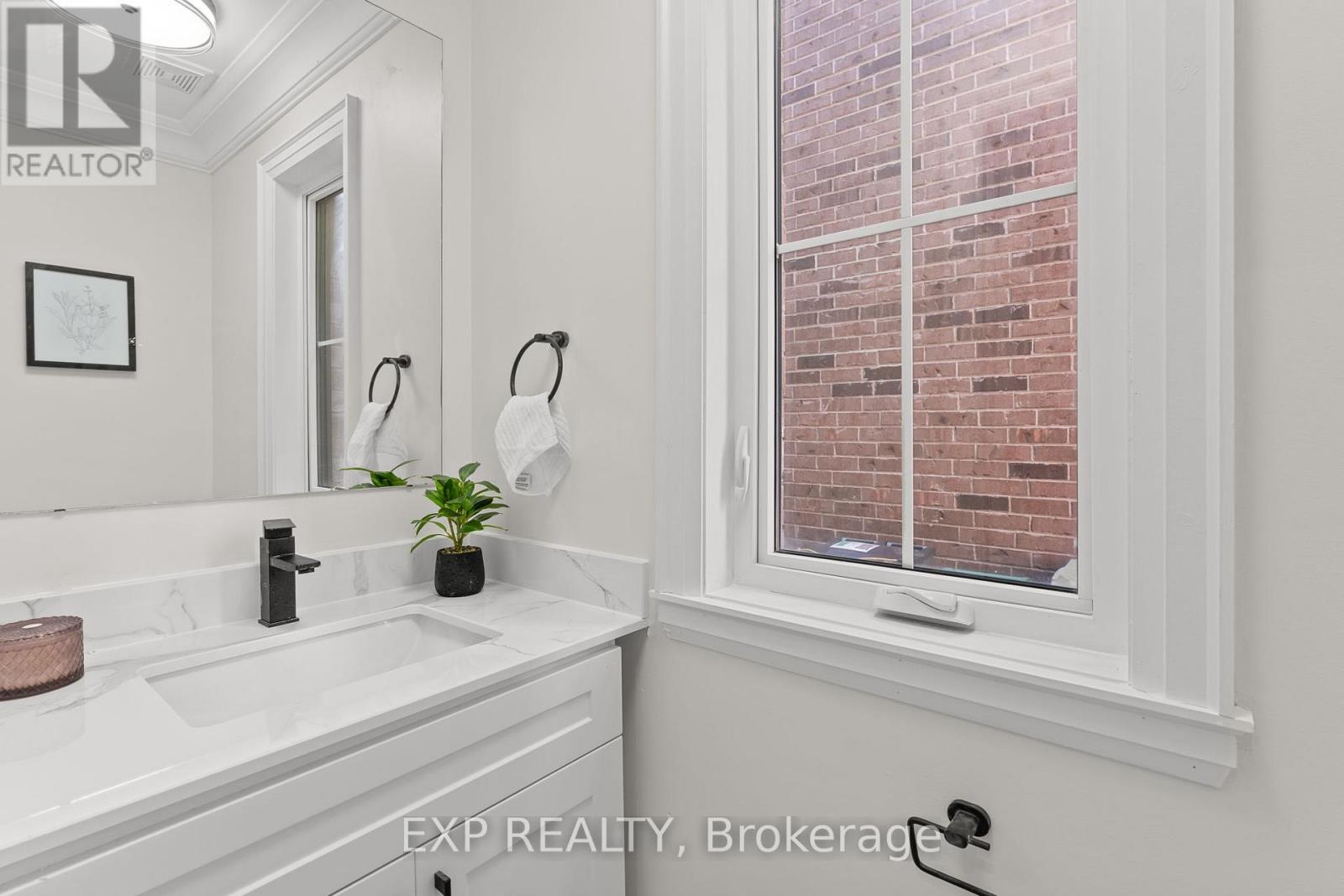 17 Harrison Avenue, Mississauga, Ontario  L5H 2N8 - Photo 19 - W13115312