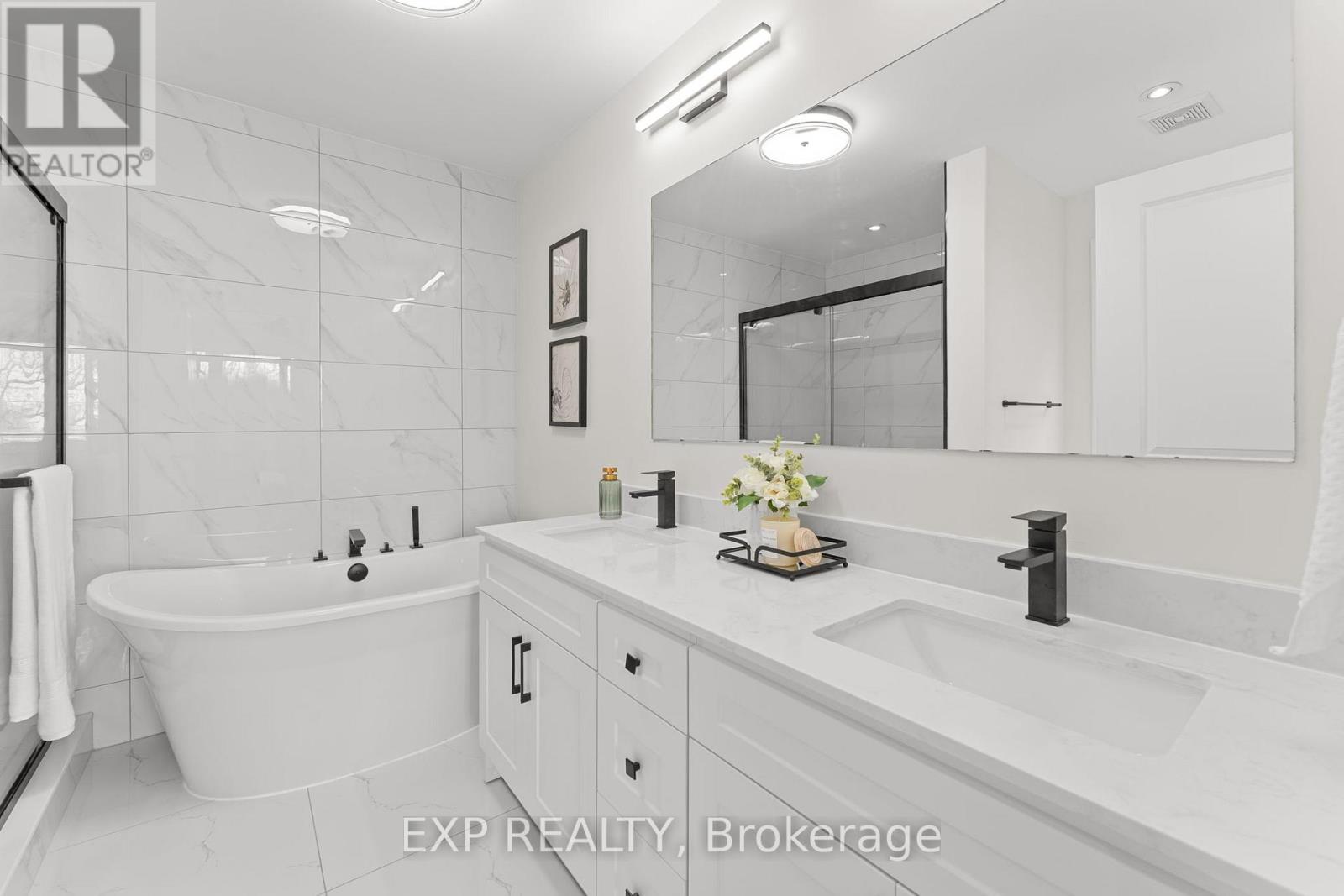 17 Harrison Avenue, Mississauga, Ontario  L5H 2N8 - Photo 34 - W13115312