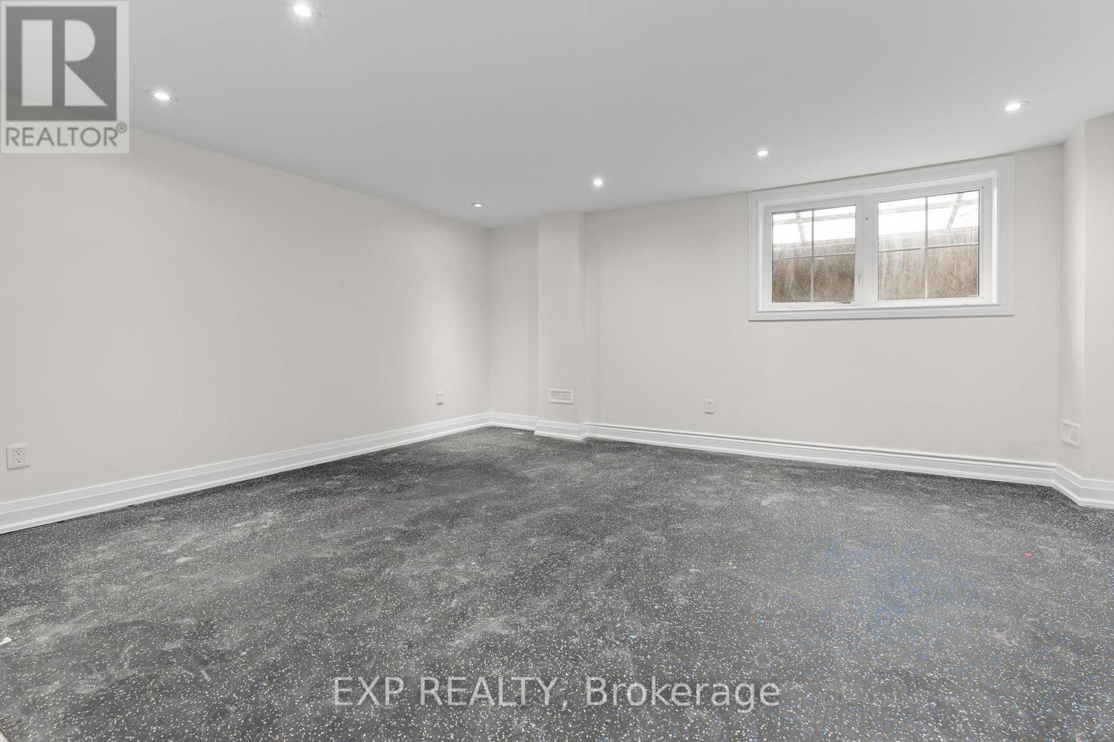 17 Harrison Avenue, Mississauga, Ontario  L5H 2N8 - Photo 36 - W13115312