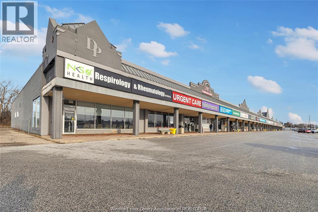 MLS# 26010836: 2469 DOUGALL, Windsor, Canada