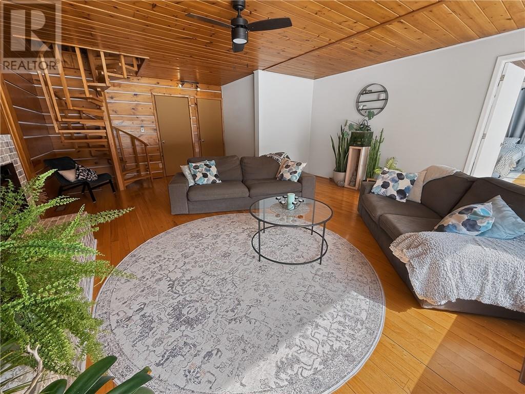 1 Wright Street S, Gore Bay, Ontario  P0P 1H0 - Photo 20 - 2127028
